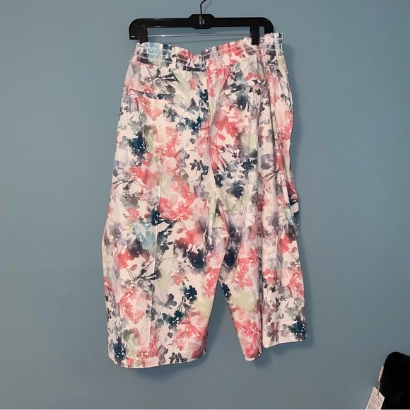 Athleta Savannah Bermuda Short Floral Print Size 2X - Picture 12 of 12